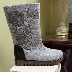 AZURA-NEHAL-WOMEN'S-mid calf boot-Contrast floral embroidered fleece lined